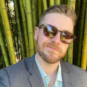 Meet your Posher, Andrew